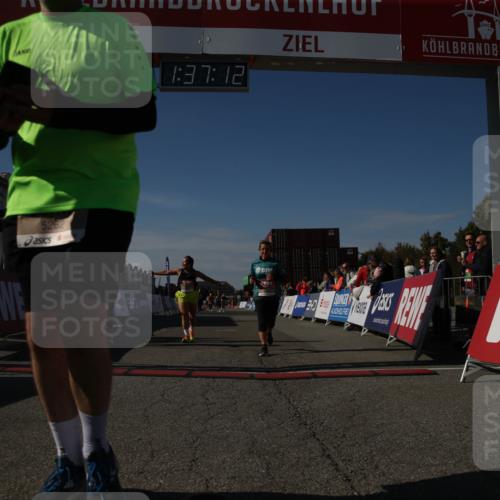 03.10.2025 - Köhlbrandbrückenlauf Jannik Wohlers http://msf.ph/oto/9127947 03.10.2025 13:37:13 Ziel 5143, 5262, 5303, 5466, 5507, 5576, 6104, 6380, 6381, 6521 meine-sportfotos.de