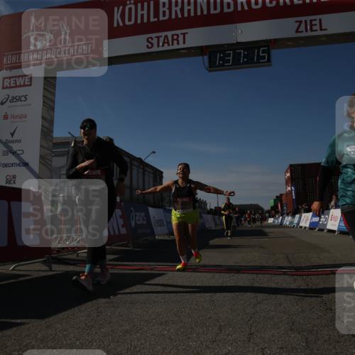 03.10.2025 - Köhlbrandbrückenlauf Jannik Wohlers http://msf.ph/oto/9127968 03.10.2025 13:37:15 Ziel 5143, 5262, 5303, 5466, 5507, 5576, 6104, 6380, 6381, 6521 meine-sportfotos.de
