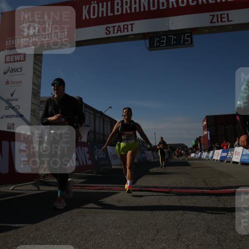 03.10.2025 - Köhlbrandbrückenlauf Jannik Wohlers http://msf.ph/oto/9127971 03.10.2025 13:37:15 Ziel 5143, 5262, 5303, 5466, 5507, 5576, 6104, 6380, 6381, 6521 meine-sportfotos.de