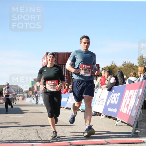 03.10.2025 - Köhlbrandbrückenlauf Jannik Wohlers http://msf.ph/oto/9127995 03.10.2025 13:37:36 Ziel 4611, 4863, 5190, 5201, 5384, 5550, 5551, 5756, 6133, 6402 meine-sportfotos.de