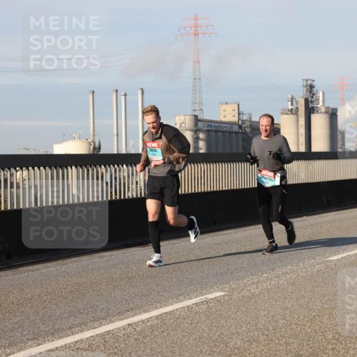 03.10.2025 - Köhlbrandbrückenlauf Lena Gebhardt http://msf.ph/oto/9128010 03.10.2025 09:47:54 Position 2 1623 meine-sportfotos.de