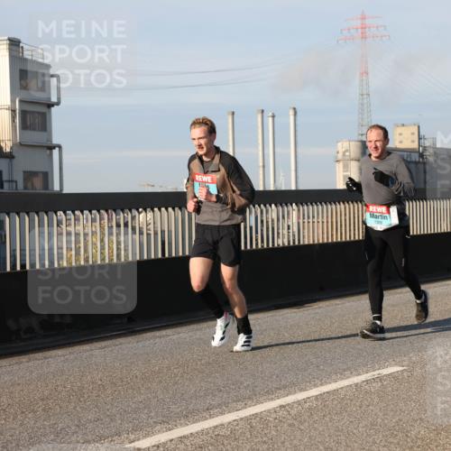03.10.2025 - Köhlbrandbrückenlauf Lena Gebhardt http://msf.ph/oto/9128018 03.10.2025 09:47:54 Position 2 1308 meine-sportfotos.de