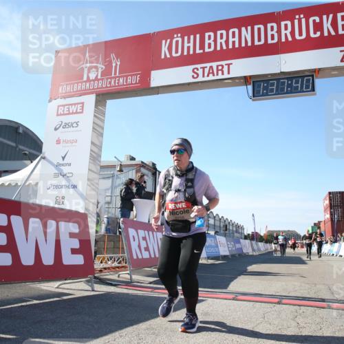 03.10.2025 - Köhlbrandbrückenlauf Jannik Wohlers http://msf.ph/oto/9128026 03.10.2025 13:37:40 Ziel 4611, 4863, 5201, 5384, 5550, 5551, 5756, 6133, 6402 meine-sportfotos.de
