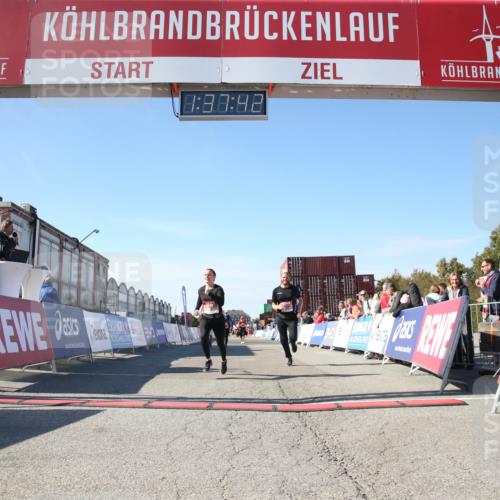 03.10.2025 - Köhlbrandbrückenlauf Jannik Wohlers http://msf.ph/oto/9128035 03.10.2025 13:37:42 Ziel 4611, 4863, 5201, 5384, 5550, 5551, 5756, 6295, 6402 meine-sportfotos.de