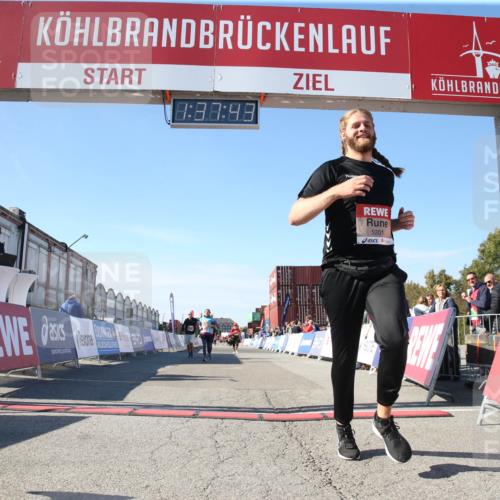 03.10.2025 - Köhlbrandbrückenlauf Jannik Wohlers http://msf.ph/oto/9128061 03.10.2025 13:37:44 Ziel 4014, 4611, 4863, 5201, 5305, 5384, 5420, 5756, 6295, 6402 meine-sportfotos.de