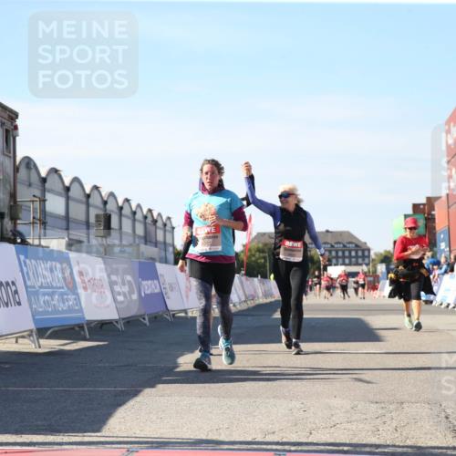 03.10.2025 - Köhlbrandbrückenlauf Jannik Wohlers http://msf.ph/oto/9128065 03.10.2025 13:37:47 Ziel 4014, 5201, 5305, 5384, 5420, 5756, 6295, 6402 meine-sportfotos.de