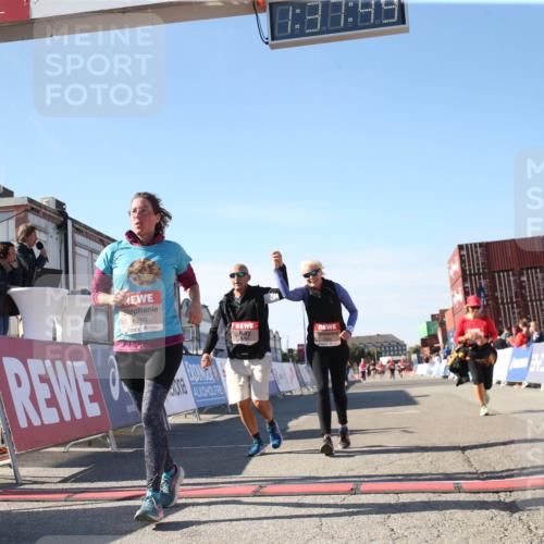 03.10.2025 - Köhlbrandbrückenlauf Jannik Wohlers http://msf.ph/oto/9128076 03.10.2025 13:37:49 Ziel 4014, 5201, 5305, 5384, 5420, 6295 meine-sportfotos.de