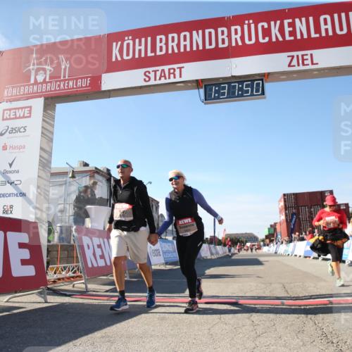 03.10.2025 - Köhlbrandbrückenlauf Jannik Wohlers http://msf.ph/oto/9128102 03.10.2025 13:37:51 Ziel 4014, 5201, 5305, 5384, 5420, 6295 meine-sportfotos.de
