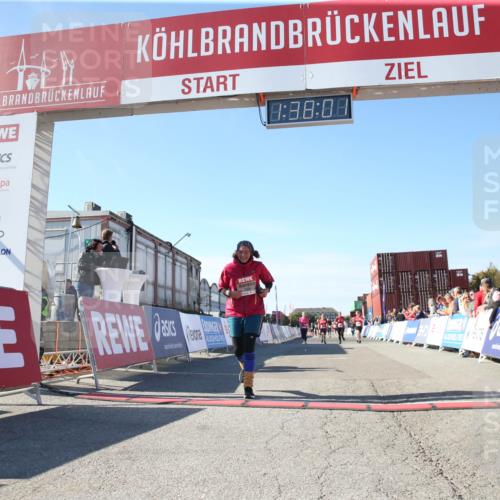 03.10.2025 - Köhlbrandbrückenlauf Jannik Wohlers http://msf.ph/oto/9128125 03.10.2025 13:38:02 Ziel 5188, 5343, 5409, 6515 meine-sportfotos.de