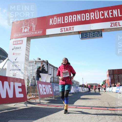 03.10.2025 - Köhlbrandbrückenlauf Jannik Wohlers http://msf.ph/oto/9128142 03.10.2025 13:38:02 Ziel 5188, 5343, 5409, 6515 meine-sportfotos.de