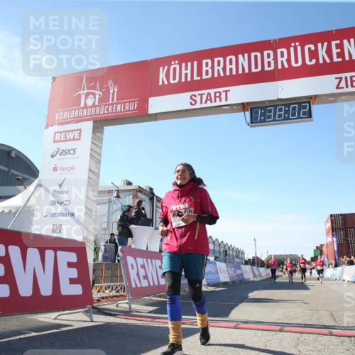 03.10.2025 - Köhlbrandbrückenlauf Jannik Wohlers http://msf.ph/oto/9128148 03.10.2025 13:38:03 Ziel 5188, 5343, 5409, 5632, 6515 meine-sportfotos.de