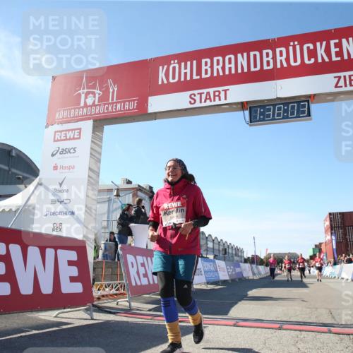 03.10.2025 - Köhlbrandbrückenlauf Jannik Wohlers http://msf.ph/oto/9128150 03.10.2025 13:38:03 Ziel 5188, 5343, 5409, 5632, 6515 meine-sportfotos.de