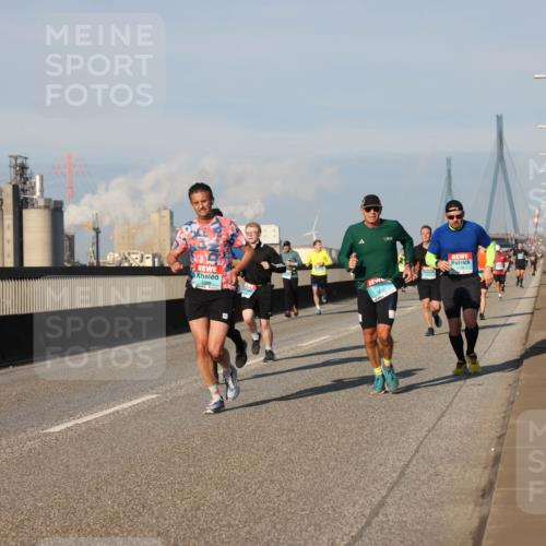 03.10.2025 - Köhlbrandbrückenlauf Lena Gebhardt http://msf.ph/oto/9128160 03.10.2025 09:48:04 Position 2  meine-sportfotos.de