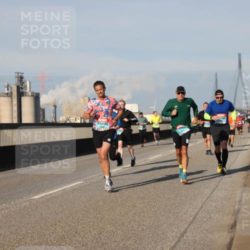 03.10.2025 - Köhlbrandbrückenlauf Lena Gebhardt http://msf.ph/oto/9128165 03.10.2025 09:48:04 Position 2 1039 meine-sportfotos.de