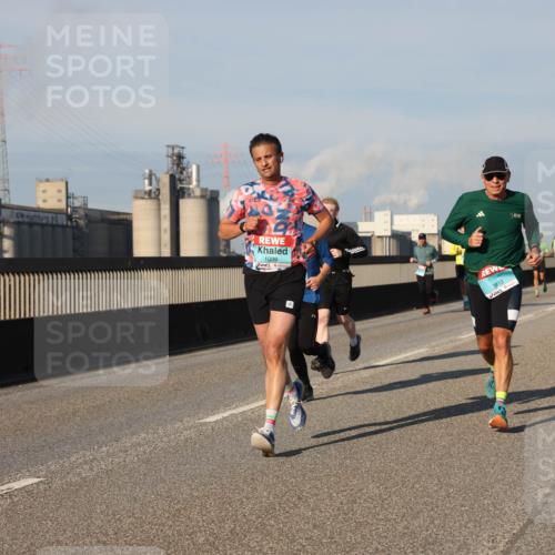 03.10.2025 - Köhlbrandbrückenlauf Lena Gebhardt http://msf.ph/oto/9128175 03.10.2025 09:48:05 Position 2 1039, 3812, 1132 meine-sportfotos.de