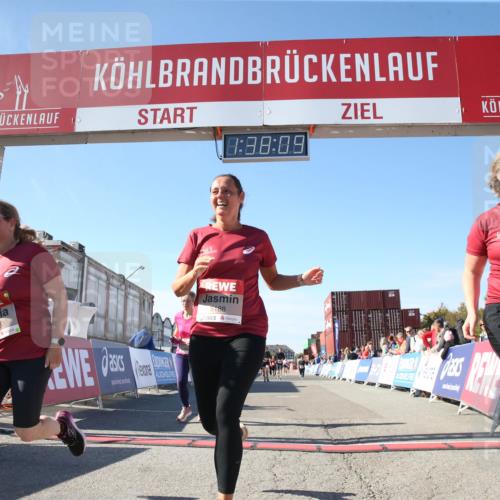 03.10.2025 - Köhlbrandbrückenlauf Jannik Wohlers http://msf.ph/oto/9128184 03.10.2025 13:38:09 Ziel 5188, 5343, 5409, 5632, 6515 meine-sportfotos.de