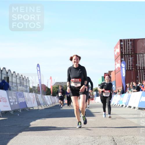 03.10.2025 - Köhlbrandbrückenlauf Jannik Wohlers http://msf.ph/oto/9128202 03.10.2025 13:38:15 Ziel 4435, 5139, 5188, 5335, 5343, 5632, 6515 meine-sportfotos.de