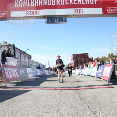 03.10.2025 - Köhlbrandbrückenlauf Jannik Wohlers http://msf.ph/oto/9128206 03.10.2025 13:38:16 Ziel 4435, 5139, 5188, 5335, 5343, 5632, 6515, 6582 meine-sportfotos.de
