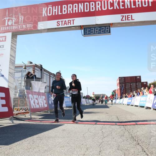 03.10.2025 - Köhlbrandbrückenlauf Jannik Wohlers http://msf.ph/oto/9128292 03.10.2025 13:38:29 Ziel 4697, 5139, 5439, 5509, 6201, 6581, 6582, 6583 meine-sportfotos.de