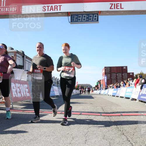 03.10.2025 - Köhlbrandbrückenlauf Jannik Wohlers http://msf.ph/oto/9128335 03.10.2025 13:38:39 Ziel 4884, 5564, 5590, 5591, 6179, 6201 meine-sportfotos.de