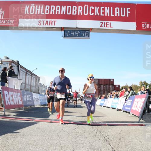 03.10.2025 - Köhlbrandbrückenlauf Jannik Wohlers http://msf.ph/oto/9128386 03.10.2025 13:39:17 Ziel 4531, 4789, 5111, 5766, 5988, 5989, 5998 meine-sportfotos.de