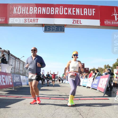 03.10.2025 - Köhlbrandbrückenlauf Jannik Wohlers http://msf.ph/oto/9128395 03.10.2025 13:39:17 Ziel 4531, 4789, 5111, 5766, 5988, 5989, 5998 meine-sportfotos.de