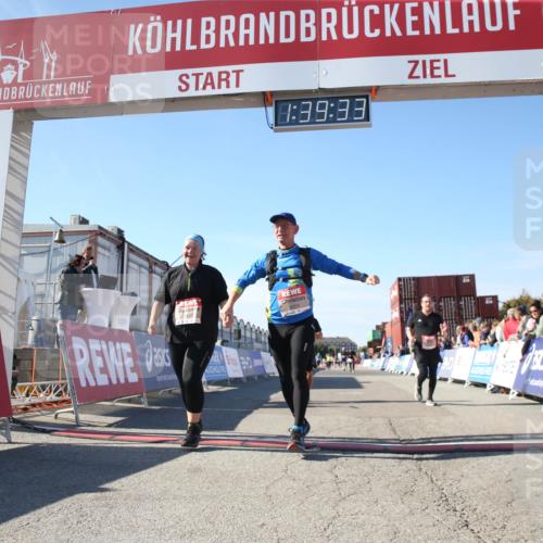03.10.2025 - Köhlbrandbrückenlauf Jannik Wohlers http://msf.ph/oto/9128460 03.10.2025 13:39:33 Ziel 4621, 5135, 5176, 5444, 5741, 5745, 5991, 5998, 6259, 6560 meine-sportfotos.de