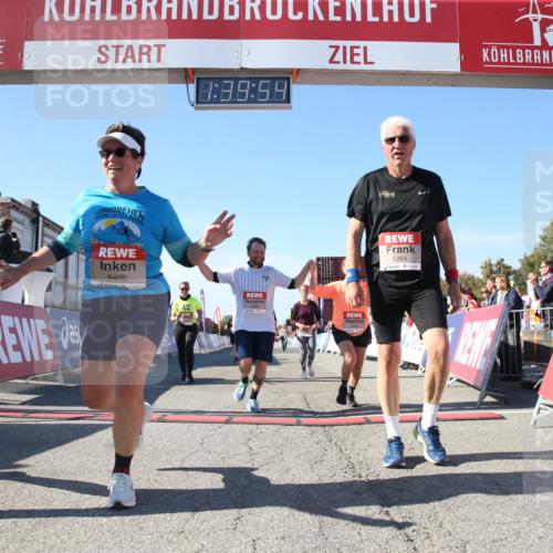 03.10.2025 - Köhlbrandbrückenlauf Jannik Wohlers http://msf.ph/oto/9128524 03.10.2025 13:39:54 Ziel 5264, 5484, 5487, 5508, 5565, 5566, 6399, 6400, 6401, 6403, 6522 meine-sportfotos.de
