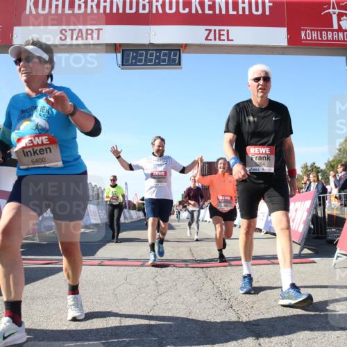 03.10.2025 - Köhlbrandbrückenlauf Jannik Wohlers http://msf.ph/oto/9128528 03.10.2025 13:39:54 Ziel 5264, 5484, 5487, 5508, 5565, 5566, 6399, 6400, 6401, 6403, 6522 meine-sportfotos.de