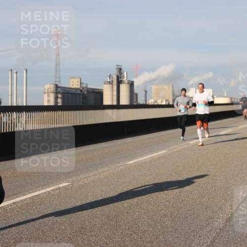 03.10.2025 - Köhlbrandbrückenlauf Lena Gebhardt http://msf.ph/oto/9128599 03.10.2025 09:48:22 Position 2 1240 meine-sportfotos.de