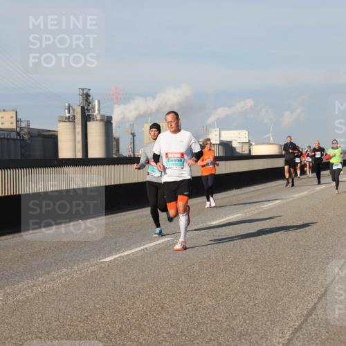 03.10.2025 - Köhlbrandbrückenlauf Lena Gebhardt http://msf.ph/oto/9128601 03.10.2025 09:48:23 Position 2  meine-sportfotos.de