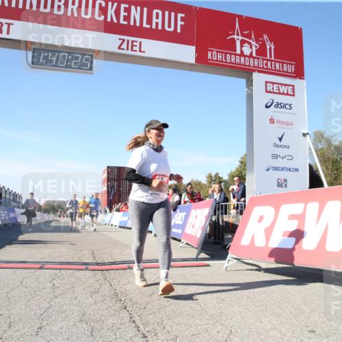 03.10.2025 - Köhlbrandbrückenlauf Jannik Wohlers http://msf.ph/oto/9128662 03.10.2025 13:40:26 Ziel 5270, 5613, 6245, 6278, 6284 meine-sportfotos.de