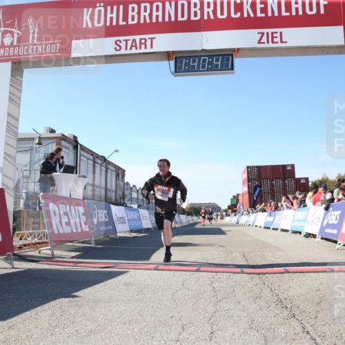 03.10.2025 - Köhlbrandbrückenlauf Jannik Wohlers http://msf.ph/oto/9128713 03.10.2025 13:40:42 Ziel 5558 meine-sportfotos.de