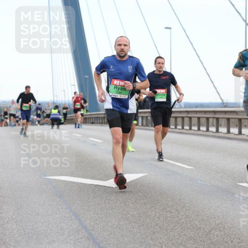 03.10.2025 - Köhlbrandbrückenlauf Lena Gebhardt http://msf.ph/oto/9128736 03.10.2025 15:23:35 Position 2 7269 meine-sportfotos.de