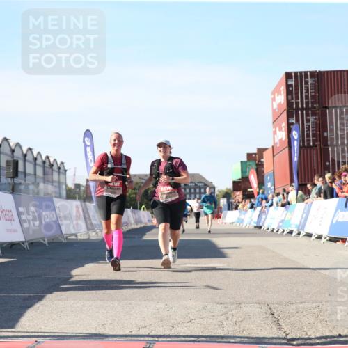 03.10.2025 - Köhlbrandbrückenlauf Jannik Wohlers http://msf.ph/oto/9128743 03.10.2025 13:40:48 Ziel 5495, 5496, 5558, 6134, 6135 meine-sportfotos.de