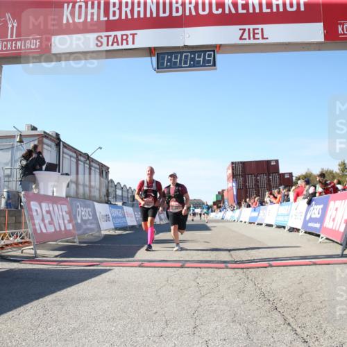 03.10.2025 - Köhlbrandbrückenlauf Jannik Wohlers http://msf.ph/oto/9128748 03.10.2025 13:40:50 Ziel 5495, 5496, 5558, 6134, 6135 meine-sportfotos.de