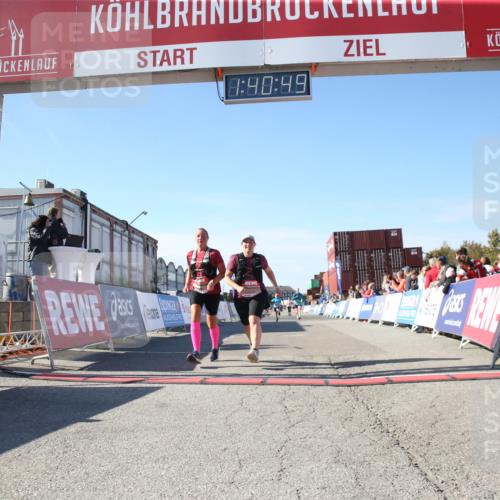 03.10.2025 - Köhlbrandbrückenlauf Jannik Wohlers http://msf.ph/oto/9128753 03.10.2025 13:40:50 Ziel 5495, 5496, 5558, 6134, 6135 meine-sportfotos.de