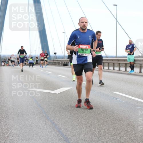 03.10.2025 - Köhlbrandbrückenlauf Lena Gebhardt http://msf.ph/oto/9128764 03.10.2025 15:23:36 Position 2 7269 meine-sportfotos.de