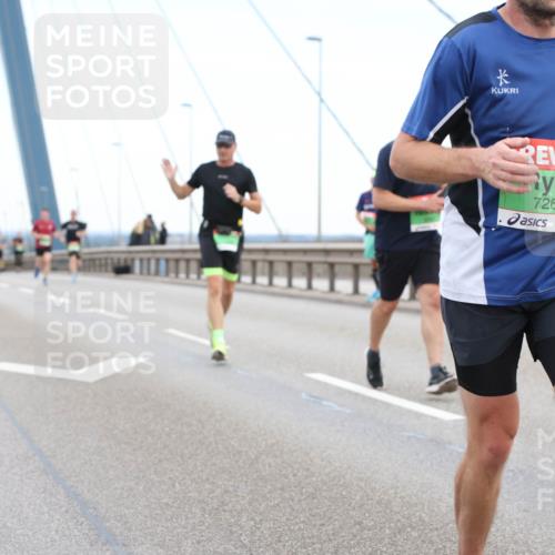 03.10.2025 - Köhlbrandbrückenlauf Lena Gebhardt http://msf.ph/oto/9128771 03.10.2025 15:23:38 Position 2 7269 meine-sportfotos.de