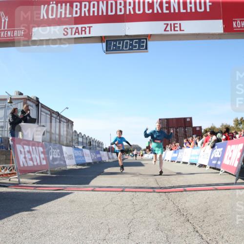 03.10.2025 - Köhlbrandbrückenlauf Jannik Wohlers http://msf.ph/oto/9128798 03.10.2025 13:40:54 Ziel 5495, 5496, 6134, 6135 meine-sportfotos.de