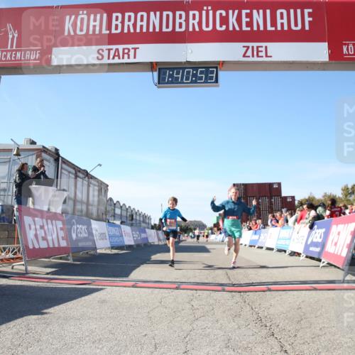 03.10.2025 - Köhlbrandbrückenlauf Jannik Wohlers http://msf.ph/oto/9128801 03.10.2025 13:40:54 Ziel 5495, 5496, 6134, 6135 meine-sportfotos.de