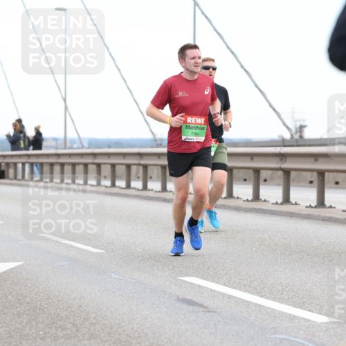 03.10.2025 - Köhlbrandbrückenlauf Lena Gebhardt http://msf.ph/oto/9128816 03.10.2025 15:23:45 Position 2 7364 meine-sportfotos.de