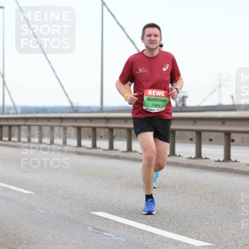 03.10.2025 - Köhlbrandbrückenlauf Lena Gebhardt http://msf.ph/oto/9128818 03.10.2025 15:23:45 Position 2 7364 meine-sportfotos.de