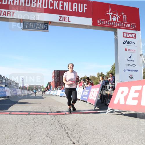 03.10.2025 - Köhlbrandbrückenlauf Jannik Wohlers http://msf.ph/oto/9128860 03.10.2025 13:41:07 Ziel 5116, 5121, 6317, 6437 meine-sportfotos.de