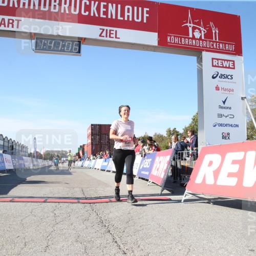 03.10.2025 - Köhlbrandbrückenlauf Jannik Wohlers http://msf.ph/oto/9128863 03.10.2025 13:41:07 Ziel 5116, 5121, 6317, 6437 meine-sportfotos.de