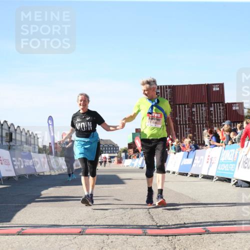 03.10.2025 - Köhlbrandbrückenlauf Jannik Wohlers http://msf.ph/oto/9128885 03.10.2025 13:41:13 Ziel 5116, 5121, 5197, 5421, 6317, 6437 meine-sportfotos.de