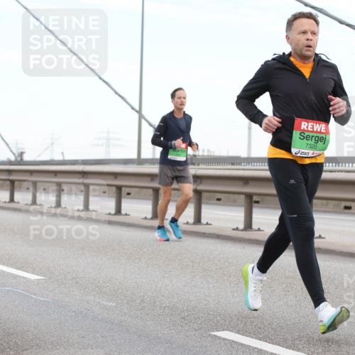 03.10.2025 - Köhlbrandbrückenlauf Lena Gebhardt http://msf.ph/oto/9128914 03.10.2025 15:23:59 Position 2 7320 meine-sportfotos.de