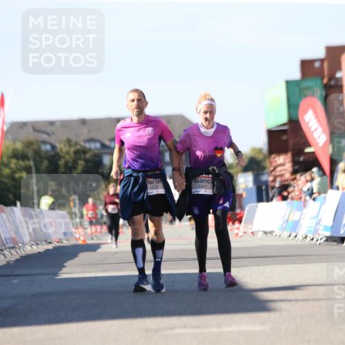 03.10.2025 - Köhlbrandbrückenlauf Jannik Wohlers http://msf.ph/oto/9129362 03.10.2025 13:43:13 Ziel 4238, 5021, 6463, 6711 meine-sportfotos.de