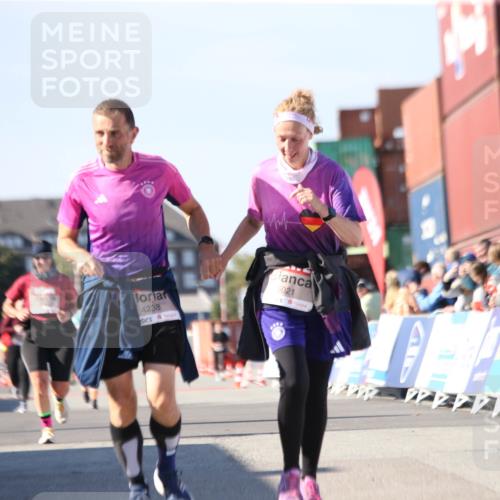 03.10.2025 - Köhlbrandbrückenlauf Jannik Wohlers http://msf.ph/oto/9129375 03.10.2025 13:43:15 Ziel 4238, 5021, 6463, 6711 meine-sportfotos.de
