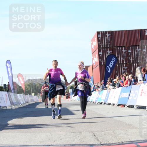 03.10.2025 - Köhlbrandbrückenlauf Jannik Wohlers http://msf.ph/oto/9129386 03.10.2025 13:43:16 Ziel 4238, 5021, 5464, 6463, 6711 meine-sportfotos.de
